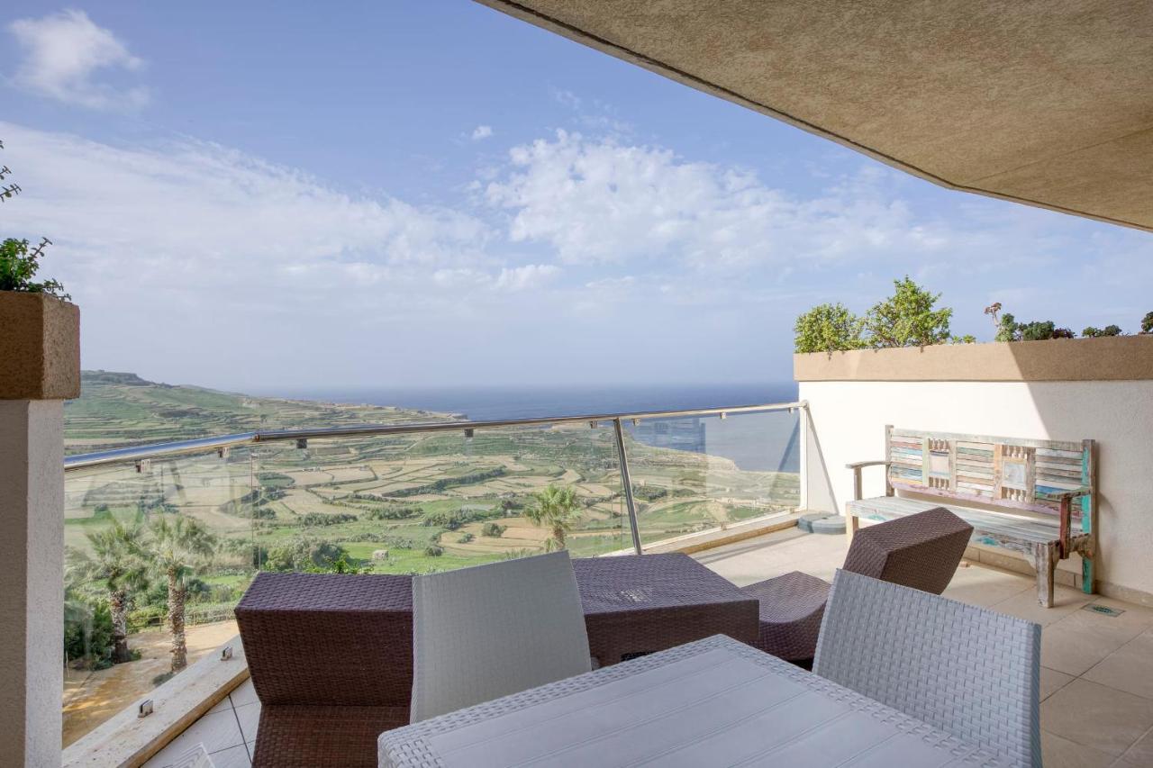 Apartment With Pool-Hosted By Sweetstay Zebbug  Buitenkant foto