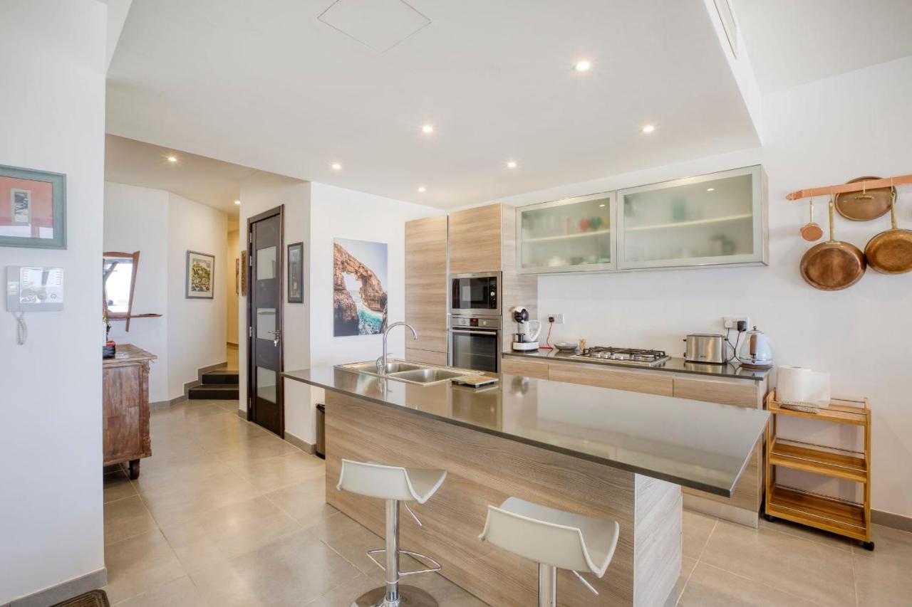Apartment With Pool-Hosted By Sweetstay Zebbug  Buitenkant foto